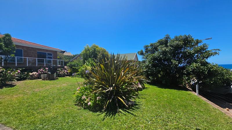 5 Bedroom Property for Sale in Reebok Western Cape